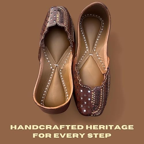 Ethnic Punjabi Jutti for Women – Handmade Embroidered Leather Flats for Bridal, Party, and Everyday Outfits