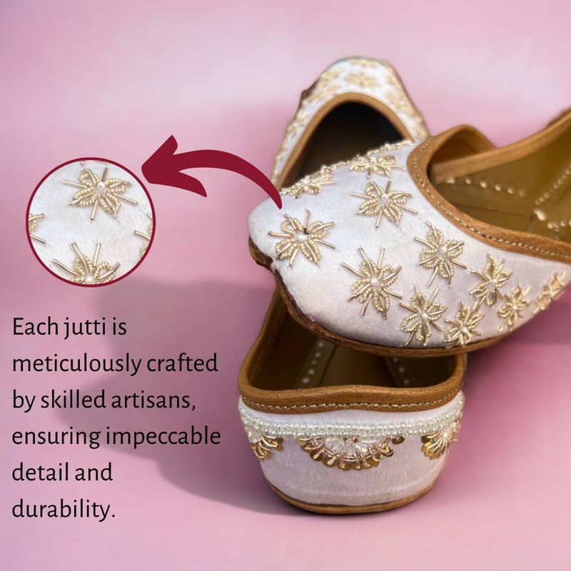PIND POPPERS Women’s Traditional Ethnic Embroidered Jutti – Handcrafted Punjabi Footwear for Weddings, Festive, and Casual Wear White
