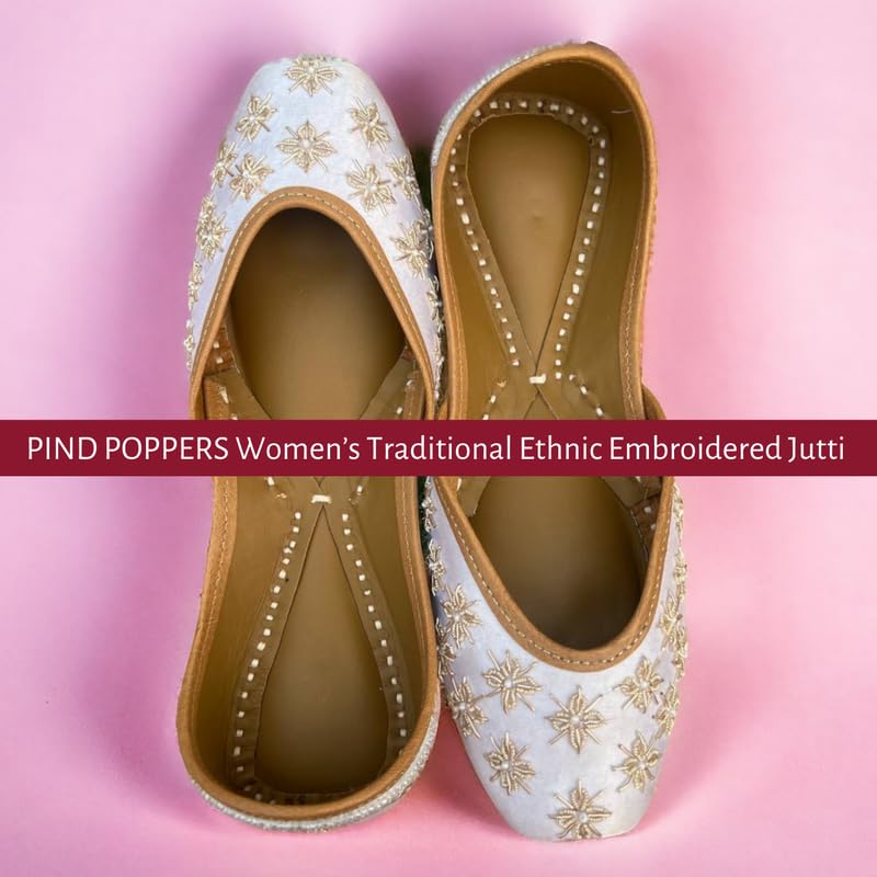 PIND POPPERS Women’s Traditional Ethnic Embroidered Jutti – Handcrafted Punjabi Footwear for Weddings, Festive, and Casual Wear White