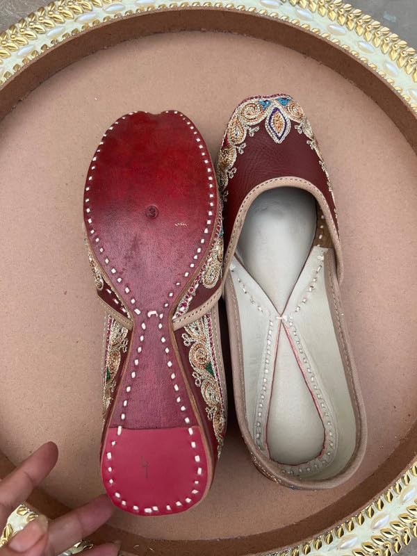 PIND POPPERS Punjabi Jutti for Women – Handcrafted Leather Flats with Traditional Embroidery for Weddings and Everyday Wear Maroon