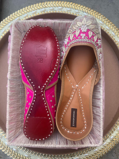 Handmade Traditional Punjabi Jutti – Authentic Ethnic Footwear for Women | Comfortable, Stylish, & Versatile Juttis for Every Occasion (Pink, UK Footwear Size System, Adult, Women